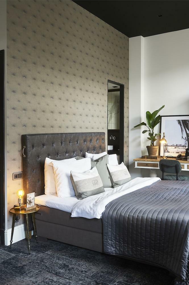 Hotel Piet Hein
