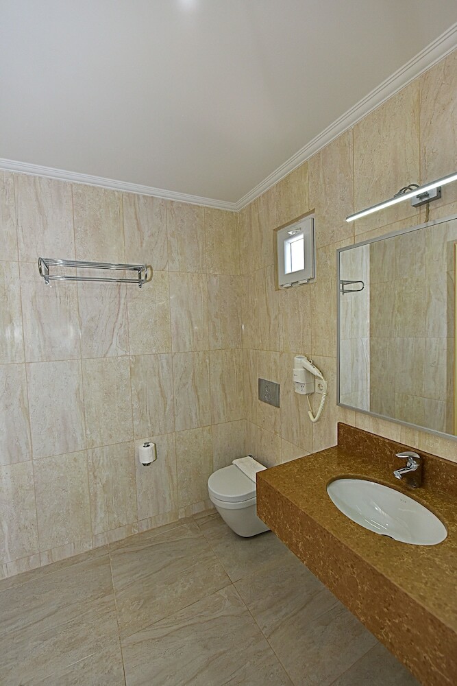 Tropicana Beach Hotel