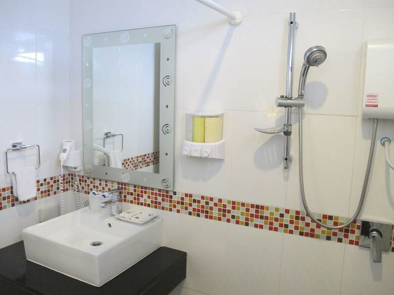 Hotel Phuket Jula Place