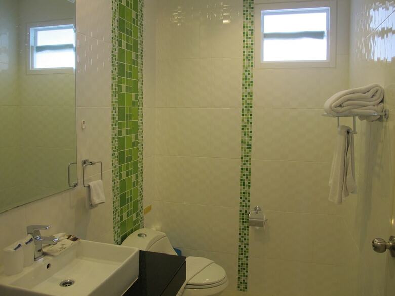 Hotel Phuket Jula Place