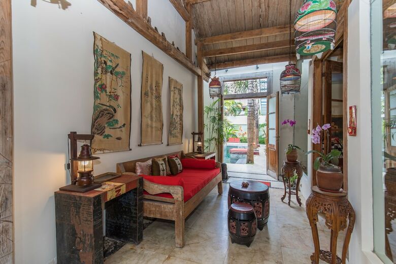 Hotel Bali Ginger Suites And Villa
