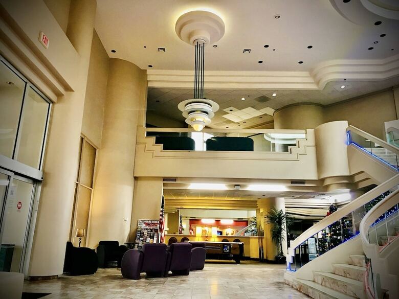 Fortune Hotel & Suites