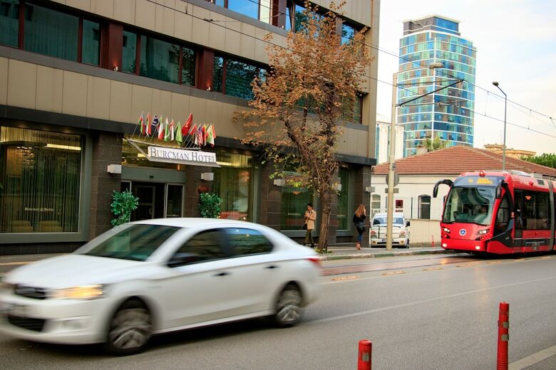 Bur�man Hotel
