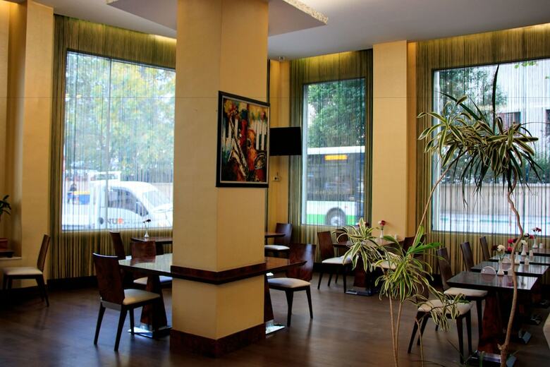 Bur�man Hotel