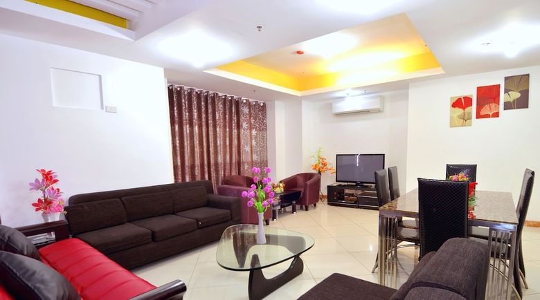 Jmm Grand Suites