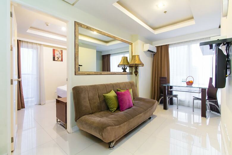 Jmm Grand Suites