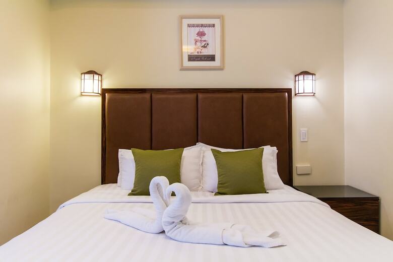 Jmm Grand Suites