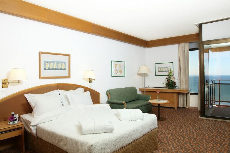 Aparthotel Hotel Estoril Eden