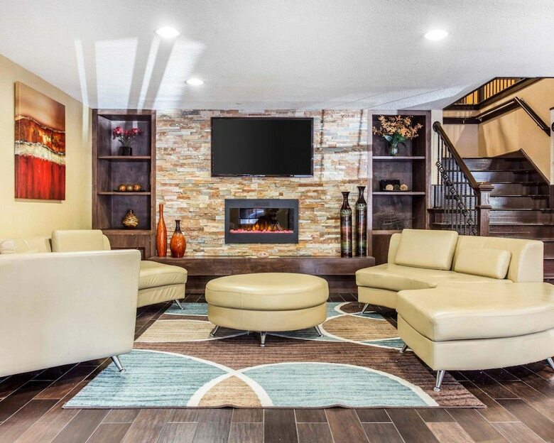 Hotel Comfort Inn & Suites Ballpark Area