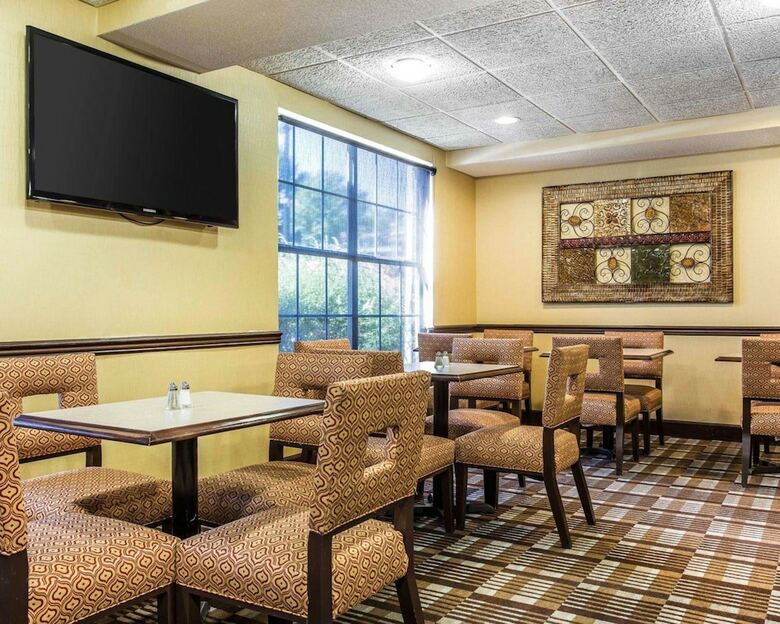 Hotel Comfort Inn & Suites Ballpark Area
