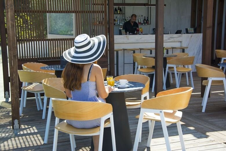 Apartamentos Ionian Eye