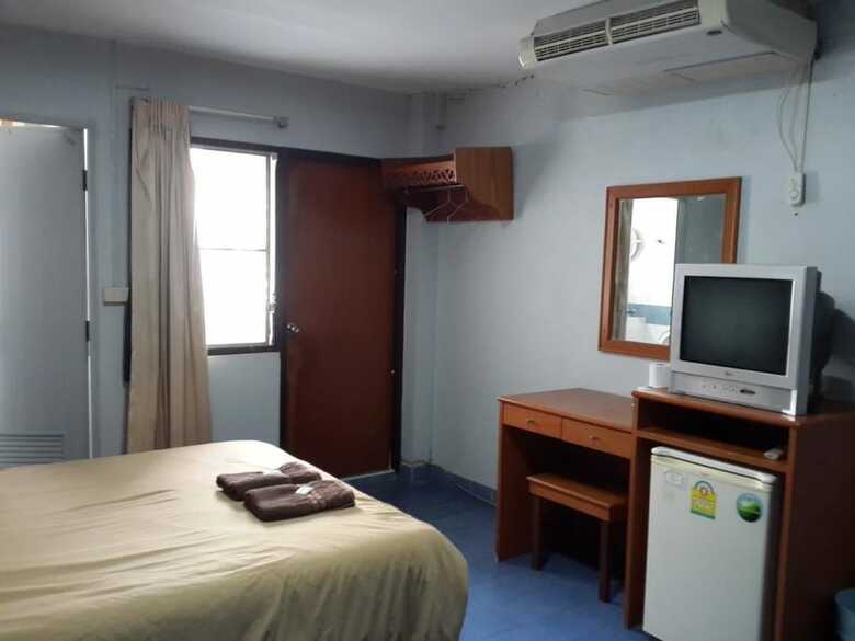 Hotel White Orchid Inn