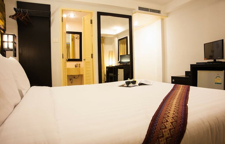 Hotel Crystal Inn Phuket