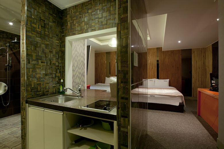 Hotel Max Motel