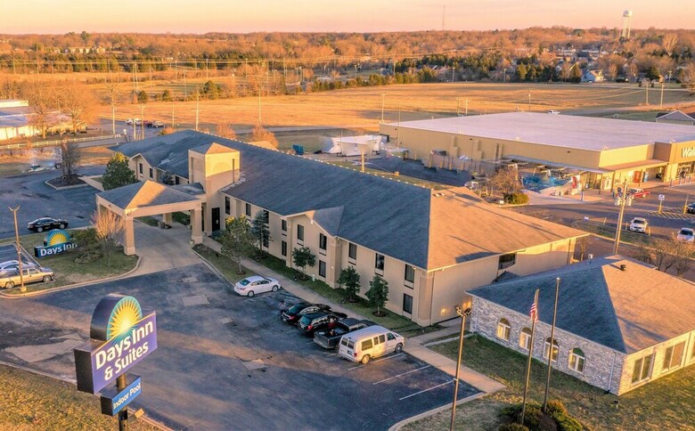 Hotel Days Inn & Suites By Wyndham Cuba