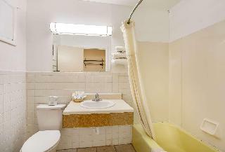 Motel Rodeway Inn & Suites
