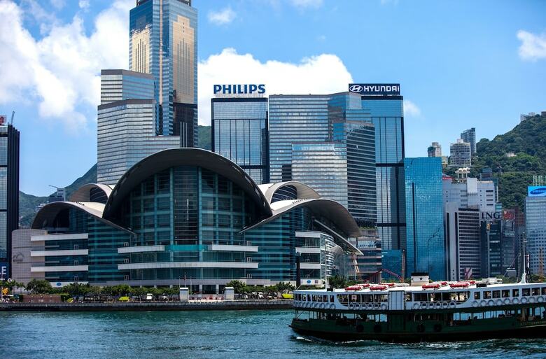Renaissance Hong Kong Harbour View Hotel
