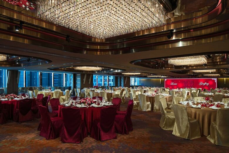 Renaissance Hong Kong Harbour View Hotel