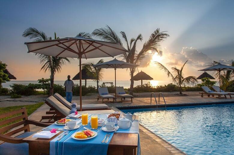 Hotel Kisiwa On The Beach