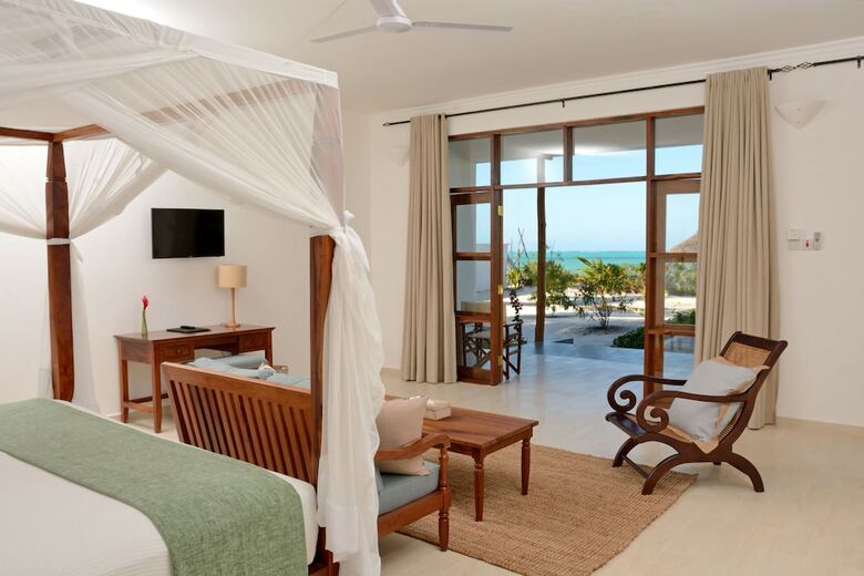 Hotel Kisiwa On The Beach