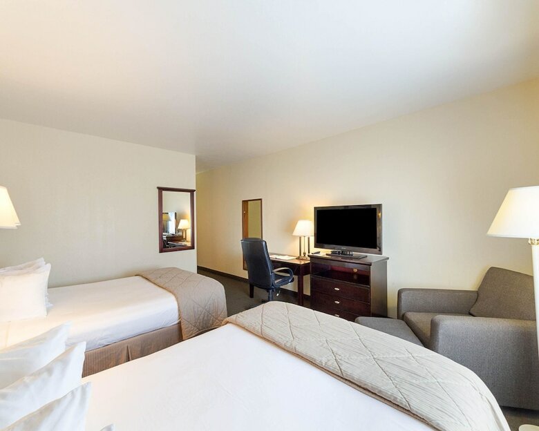 Hotel Quality Inn & Suites