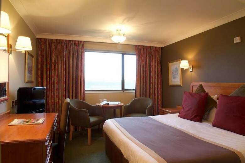 Riverside Lodge Hotel