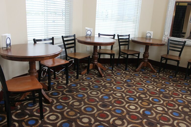 Hotel Knights Inn Grand Forks