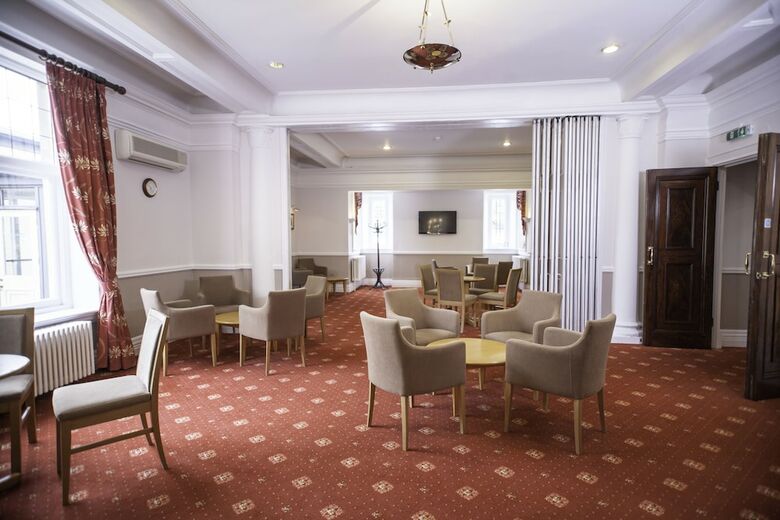 Best Western Chilworth Manor Hotel