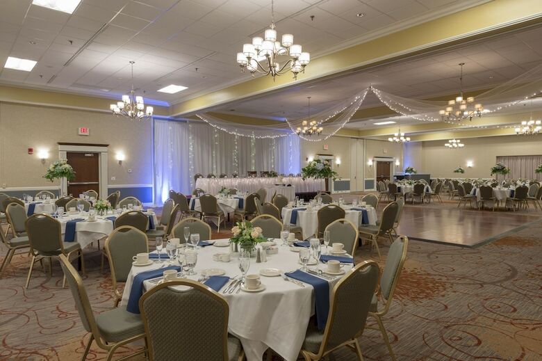 Hotel Rit Inn & Conference Center