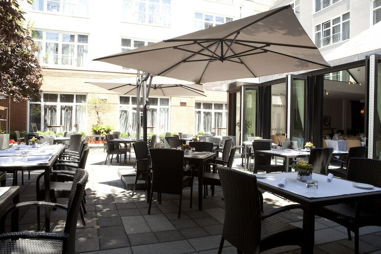 Hotel Le Saint Sulpice