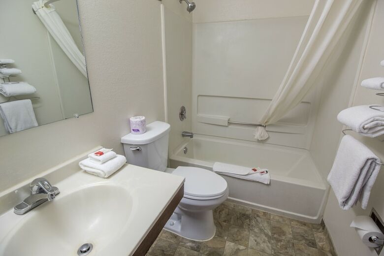 Hotel Super 8 By Wyndham Arcata