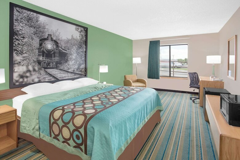 Hotel Super 8 By Wyndham Beaver Dam