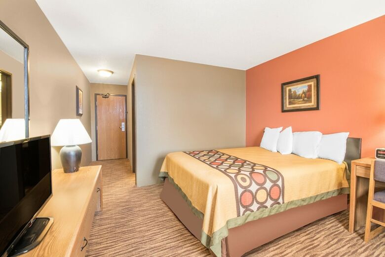 Motel Super 8 By Wyndham Warroad