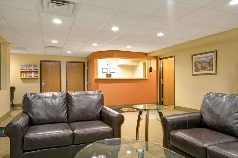 Motel Super 8 By Wyndham Melrose