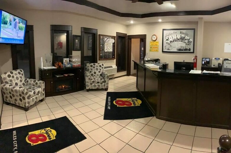 Motel Super 8 By Wyndham Miles City