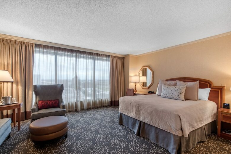 Omni Mandalay Hotel At Las Colinas