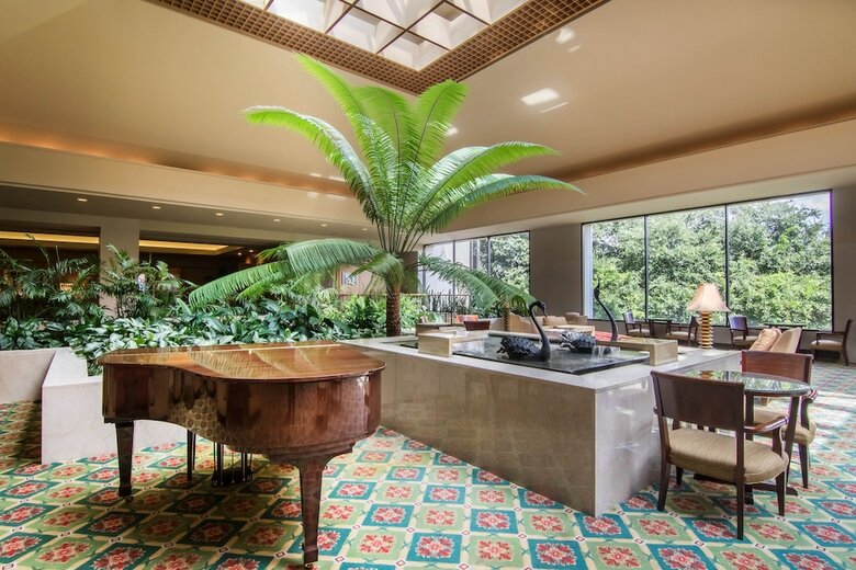 Omni Mandalay Hotel At Las Colinas