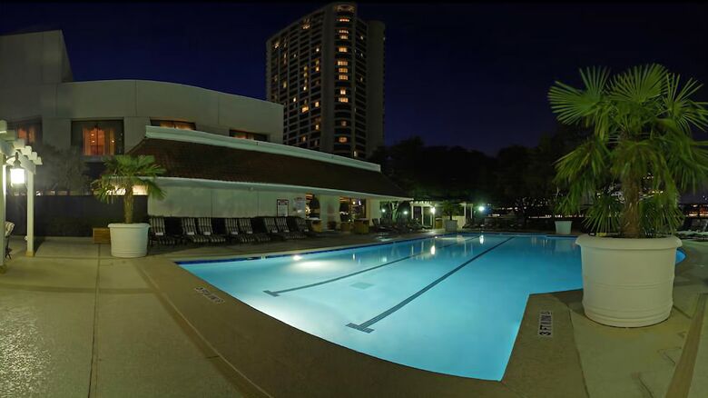 Omni Mandalay Hotel At Las Colinas