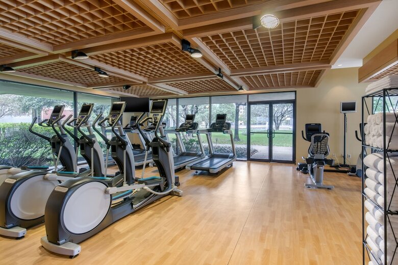Omni Mandalay Hotel At Las Colinas