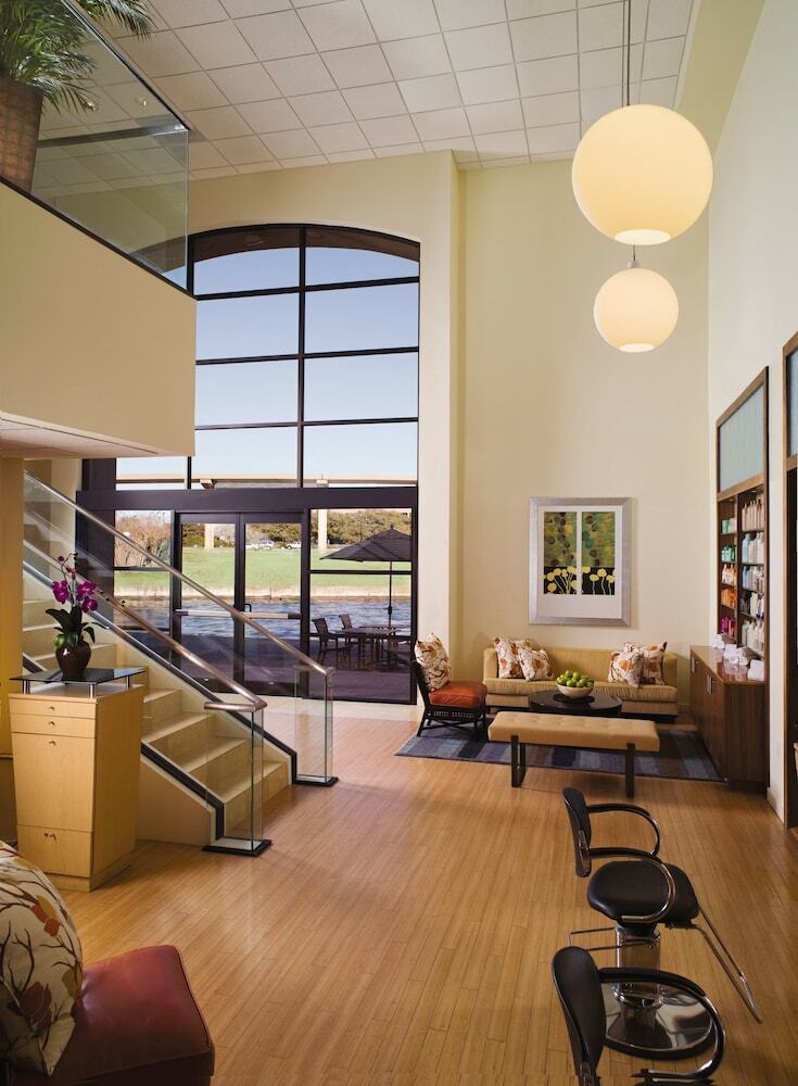 Omni Mandalay Hotel At Las Colinas