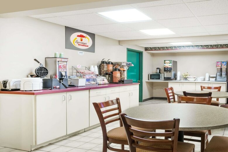 Motel Super 8 By Wyndham Newcomerstown