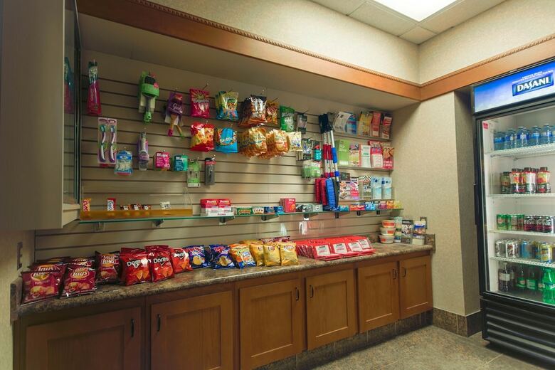 Hotel Humphry Inn & Suites
