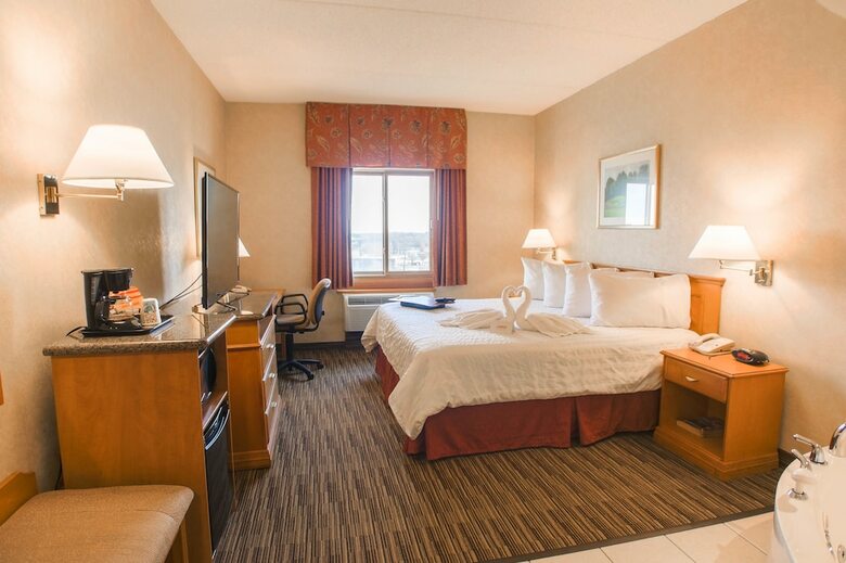 Hotel Humphry Inn & Suites