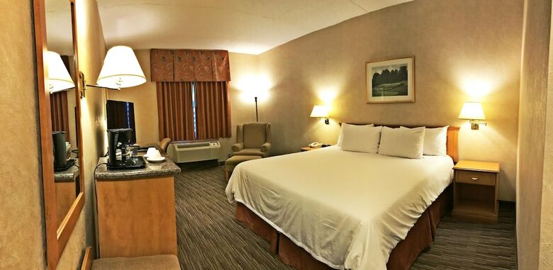 Hotel Humphry Inn & Suites
