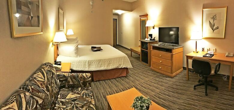 Hotel Humphry Inn & Suites