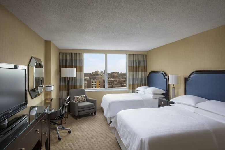 Sheraton Laguardia East Hotel