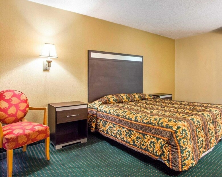 Hotel Rodeway Inn Mount Laurel Hwy 73
