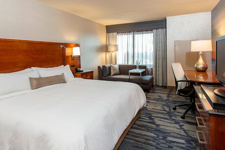 Hotel Rochester Airport Marriott