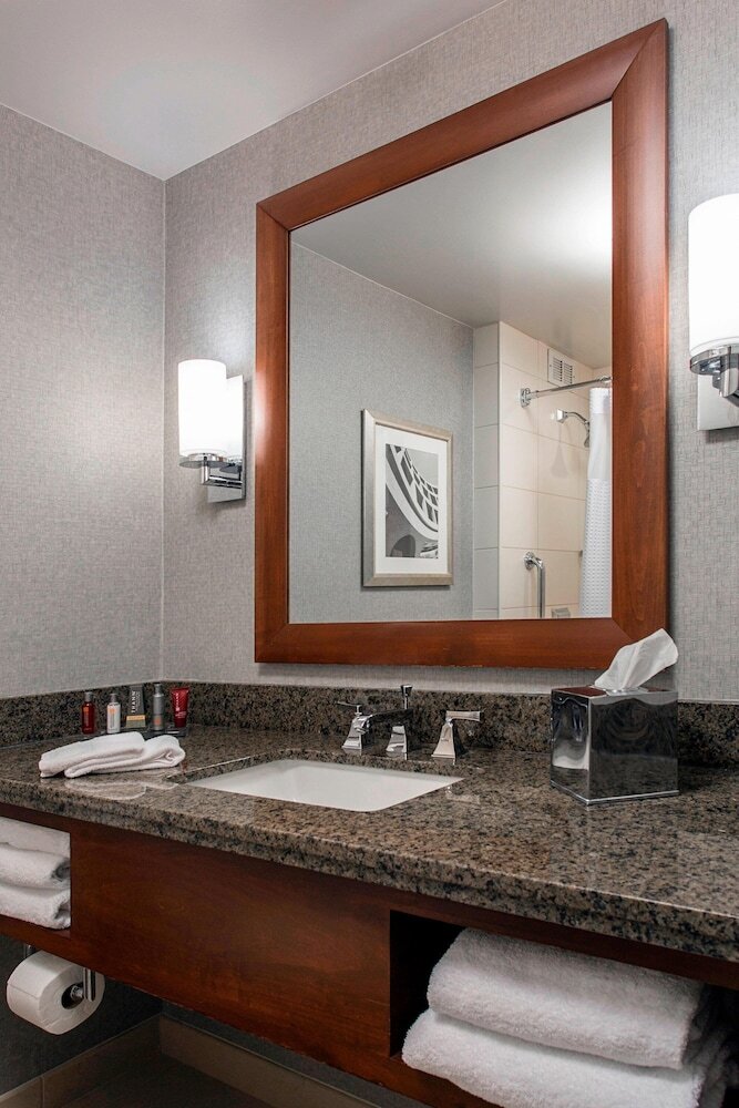 Hotel Rochester Airport Marriott