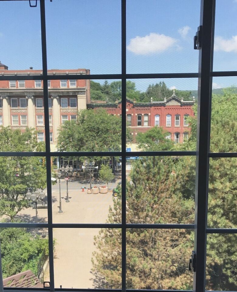 Clarion Hotel - Downtown - University Area